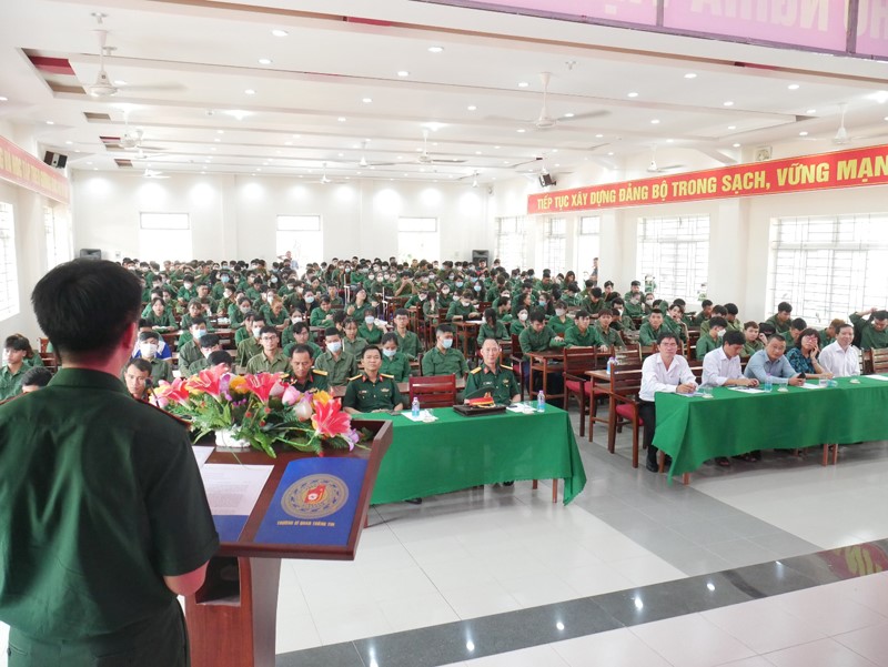 Khai mạc khoá huấn luyện giáo dục quốc phòng – an ninh cho sinh viên trường đại học xây dựng miền trung và học viên ngân hàng phân viện phú yên năm học 2021 - 2022